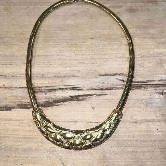 Vintage Park Lane Gold Tone Textured Collar Necklace Snake Chain Statement 20